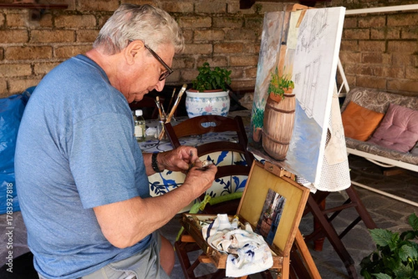 Obraz Senior Man painting