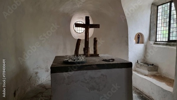 Fototapeta Drüggelter Kapelle, polygonaler Zentralbau am Möhnesee