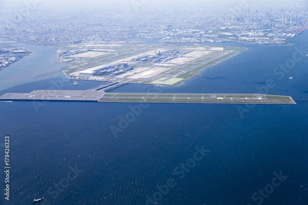 Fototapeta 羽田空港の空撮