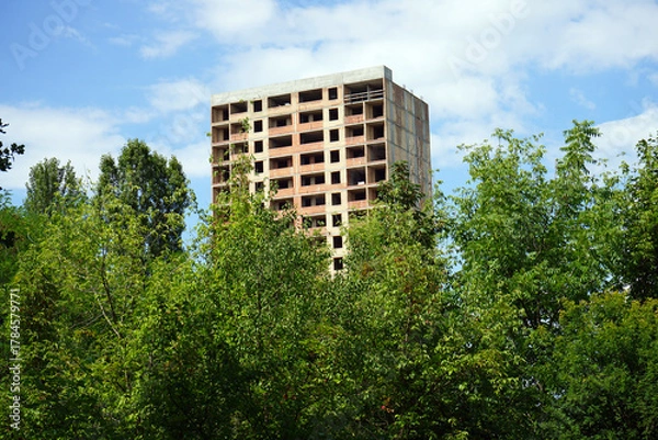 Obraz new residential building in the park