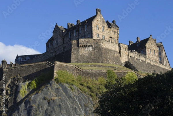 Fototapeta View to Edinburgh Castle, a historic castle in Edinburgh, Scotland