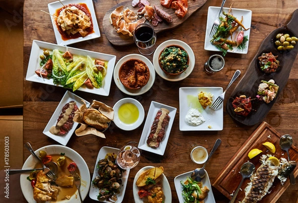 Obraz People having dinner