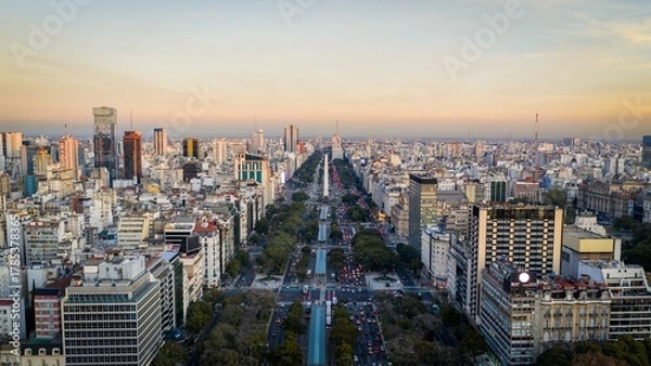 Obraz Aerial view of Avenida 9 de Julio with Obelisco, Buenos Aires, Argentina.
