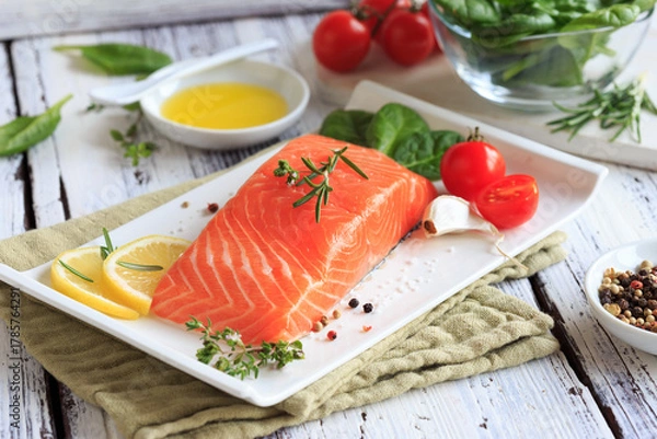 Obraz frischer Lachs mit spinat