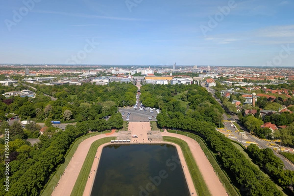 Obraz panoramic view towards Leipzig city center with blue skies and sunshine