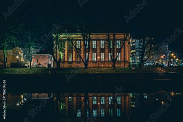 Fototapeta Night Reflections of Turku City Library on Aurajoki River, Finland