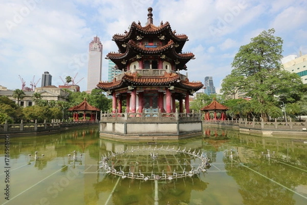 Obraz 二二八和平公園の池と東屋