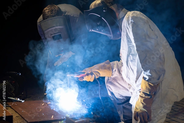 Obraz Metallbearbeitung mit dem Schweissgerät