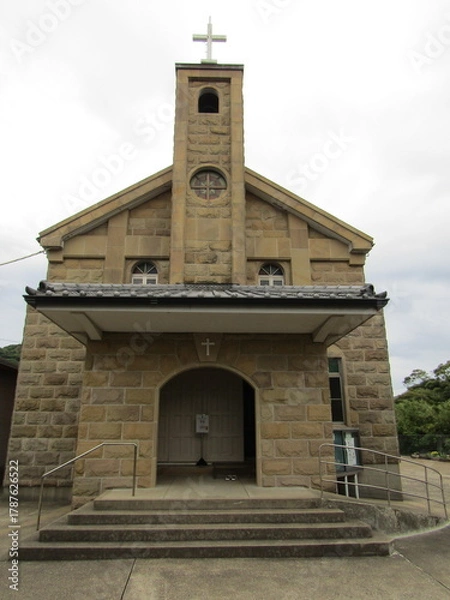 Obraz 長崎県平戸市生月島、カクレキリシタン発見の碑もあるカトリック山田教会