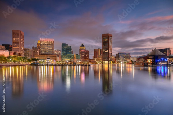 Obraz Baltimore, Maryland, USA. Cityscape image of downtown Baltimore, Maryland with reflection of the skyline in the water at beautiful autumn sunrise.