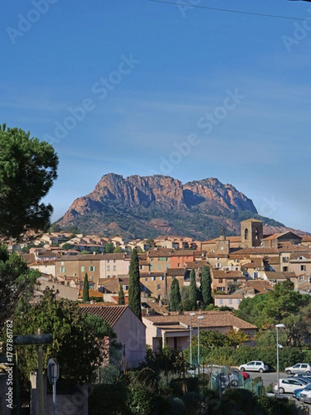 Fototapeta Roquebrune sur Argens