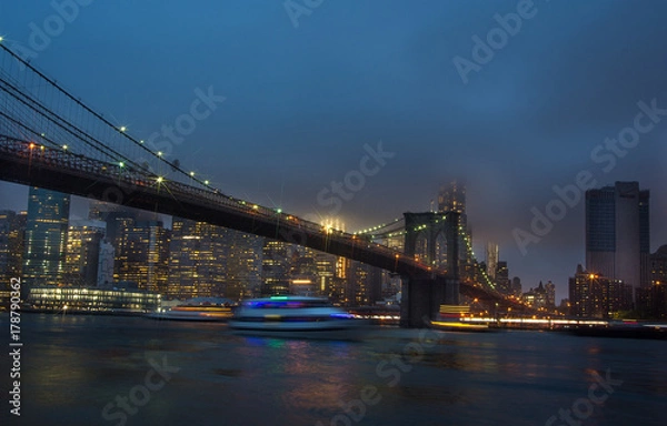 Fototapeta Night view of Manhattan skyline