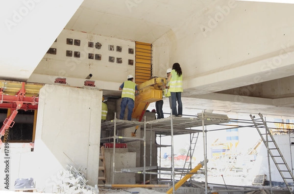 Fototapeta Proceso constructivo puente hormigón 