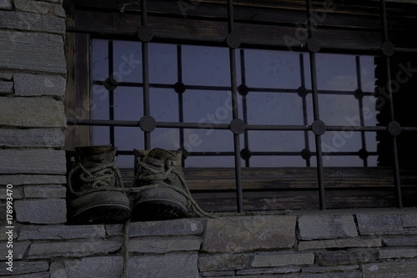 Obraz vecchi scarponi