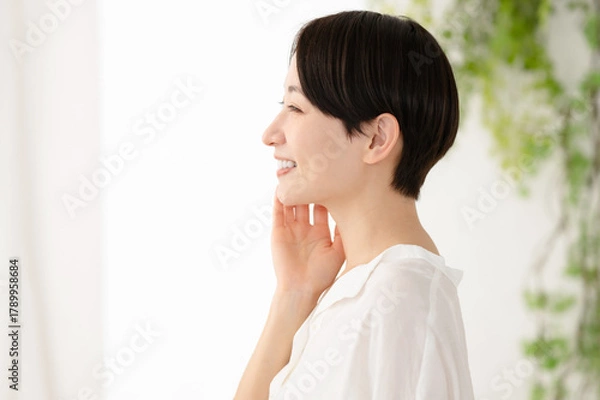 Obraz ナチュラルな表情の女性