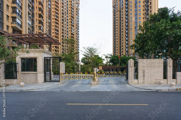Obraz Road with modern building background during rush hour
