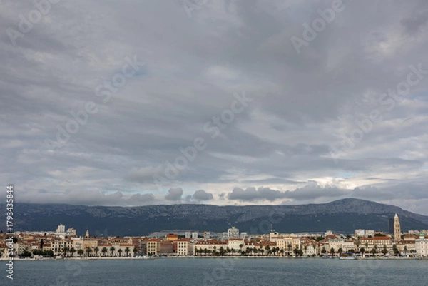 Obraz Scenic Coastal View of a Mediterranean Town With Mountains and Waterfront, Split, Croatia