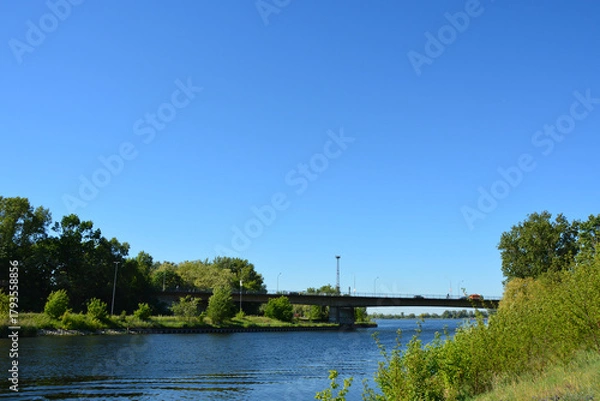 Obraz Fluss mit Brücke, Himmel