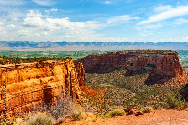 Obraz Colorado National Monument preserves one of the grand landscapes of the American West.