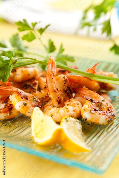 Obraz tasty grilled prawn salad