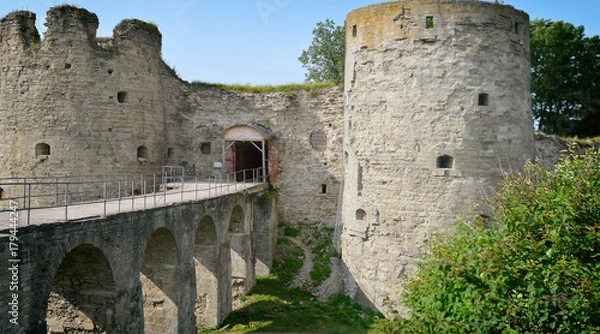 Obraz Русская средневековая крепость Копорье.