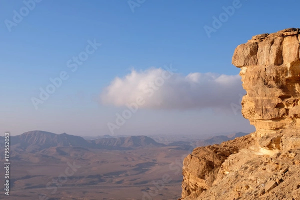 Obraz Rock cliff in Crater Ramon.