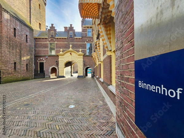 Fototapeta Binnenhof - a complex of the official buildings in the center of Hague, Netherlands