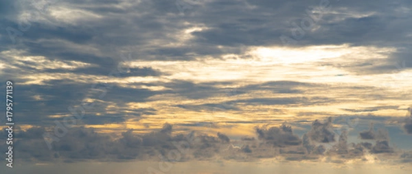 Obraz Beautiful sky with cloudscape