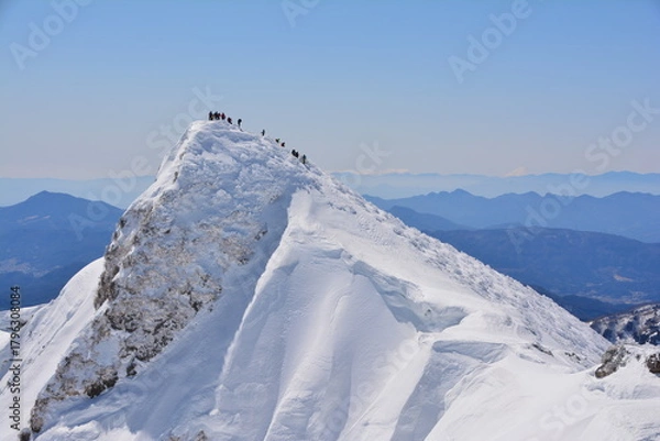 Fototapeta 雪の谷川岳山頂