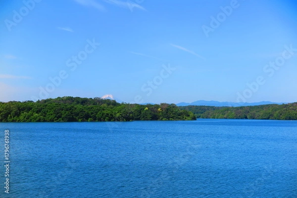Fototapeta 富士山と狭山湖の風景6