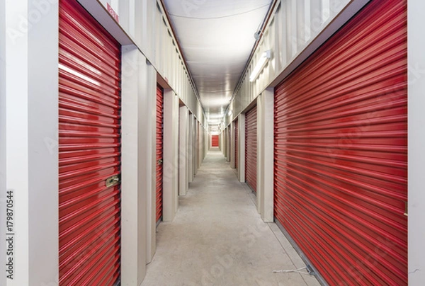 Obraz Self Storage Facility