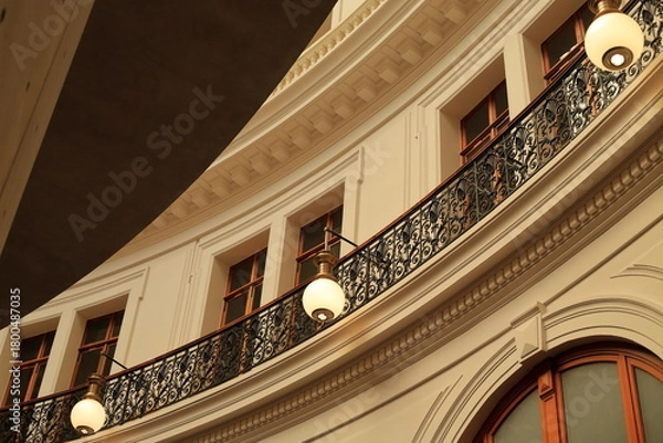 Obraz Curves in Quiet Light