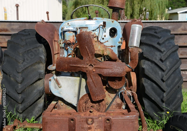Obraz Abandoned rusty tractor 2