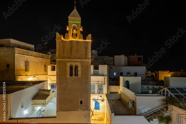 Obraz Sousse, Tunisia A minaret to a small mosque in the Medina.