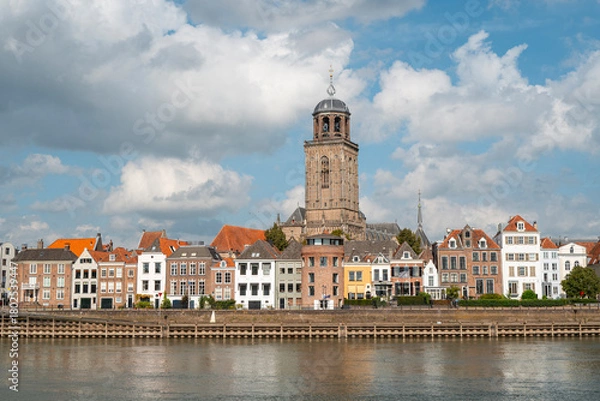 Obraz Stadtansicht von Deventer mit der Lebuinuskirche, Niederlande