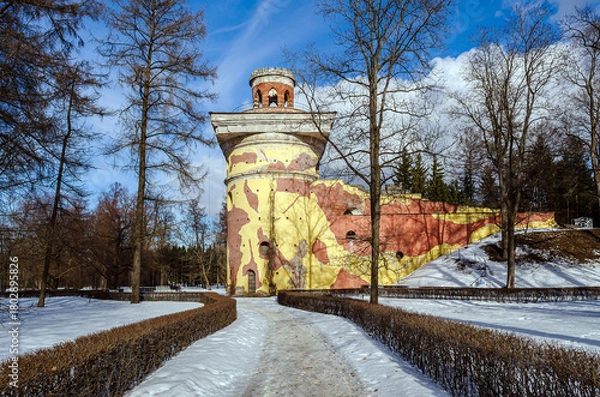 Obraz  A ruined tower