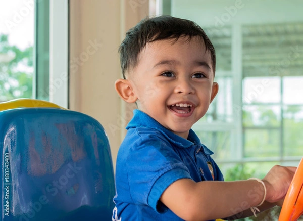 Obraz Boy smile while playing