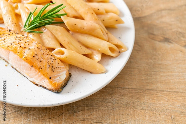 Obraz salmon with penne pasta cream sauce