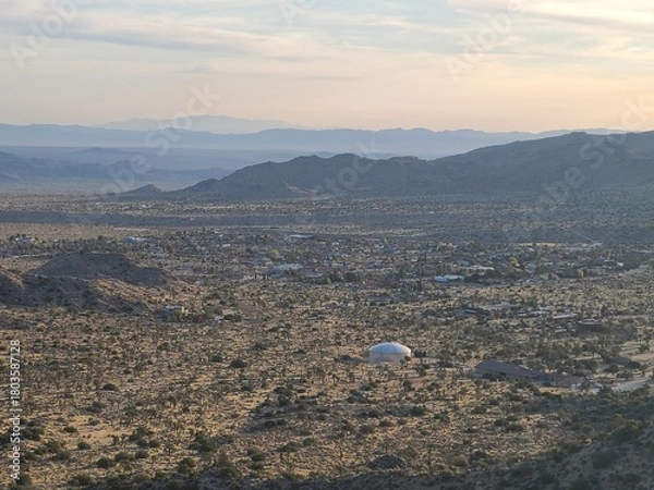 Fototapeta The Mojave desert seen from Joshua Tree National Park, California