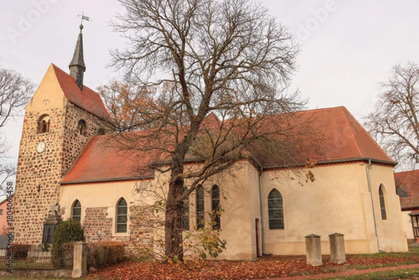 Fototapeta Dorfkirche in Lüderitz (Altmark)