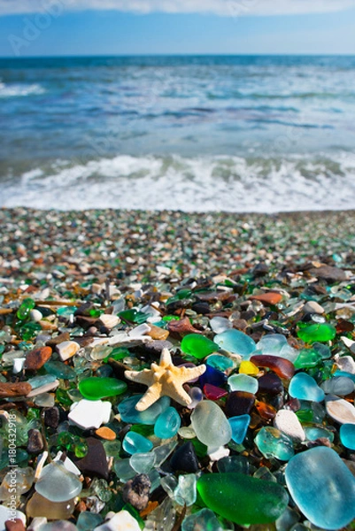 Fototapeta Beach of glass pebble