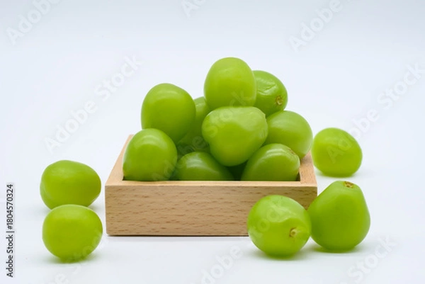 Obraz 사각 나무 상자에 담긴 샤인머스켓 포도