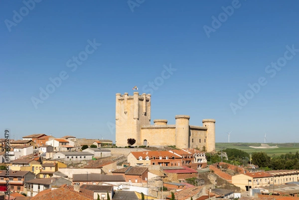Fototapeta View of Torrelobatón Castle Rising Above the Village