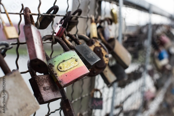 Obraz Kłódka tęcza 