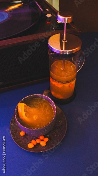 Obraz tea with berry