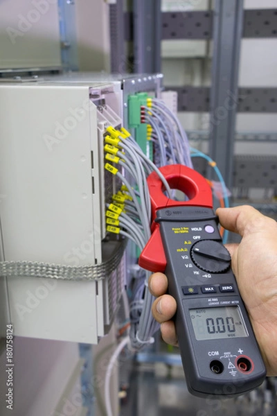 Fototapeta Electrical current measurement