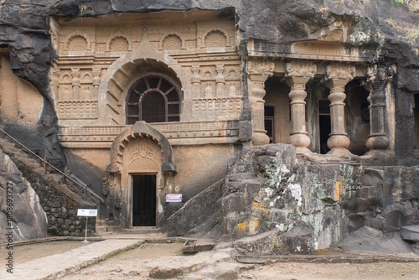 Fototapeta Pandavleni or The Trirashmi Caves or Nashik Caves, a group of twenty-four Hinayana Buddhist caves, a holy Buddhist and Jain site, The cave has images of Buddhas, Bodhisattvas sculptures, Nashik, India