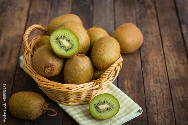 Obraz Fresh kiwi fruit in the basket