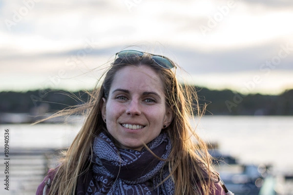 Fototapeta Natural girl pose