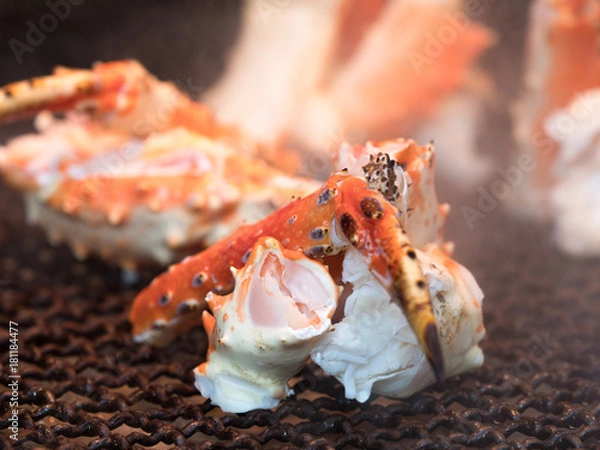 Fototapeta タラバガニの網焼き